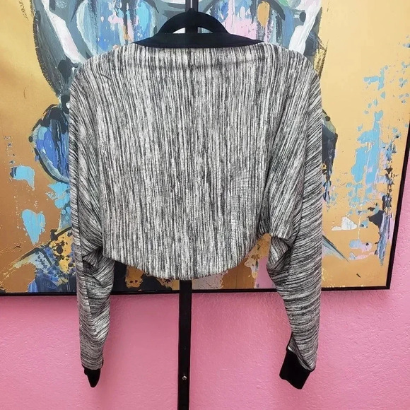 CAbi Style 3103 Horizontal Shrug - Picture 2 of 5